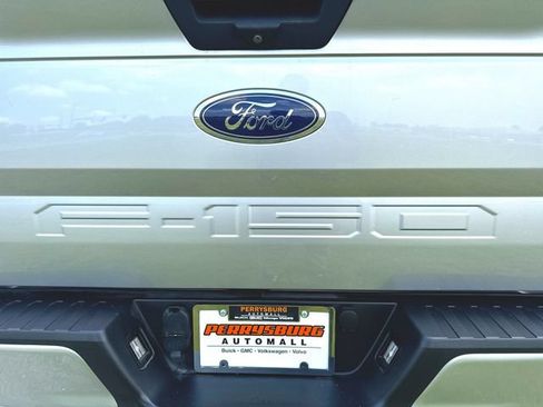 Used 2020 Ford F150 XLT w/ Equipment Group 302A Luxury AWD/4WD image 31