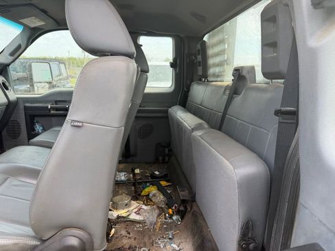 Used 2012 Ford F250 XL w/ PWR Equipment Group image 6