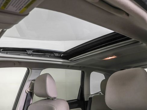 Used 2017 Subaru Forester 2.5i Premium image 34