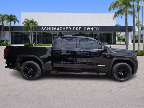 Used 2025 GMC Sierra 1500 Elevation w/ Elevation Premium Package image 8