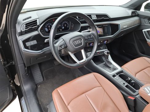 Used 2023 Audi Q3 2.0T Premium image 5