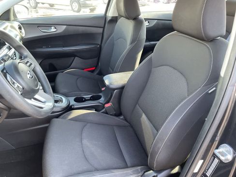 Used 2019 Kia Forte LXS image 12