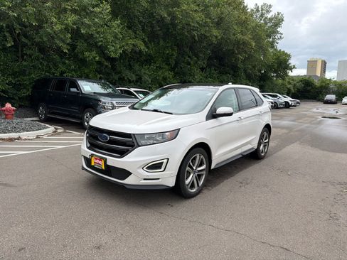 Used 2018 Ford Edge Sport w/ Equipment Group 401A AWD/4WD image 4