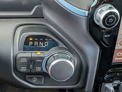 New 2026 RAM 1500 Big Horn AWD/4WD image 13