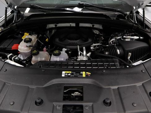 Used 2025 Jeep Grand Cherokee Limited 4xe image 18