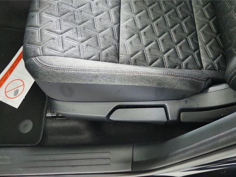 New 2026 Nissan Kicks SV w/ Illumination Package image 17