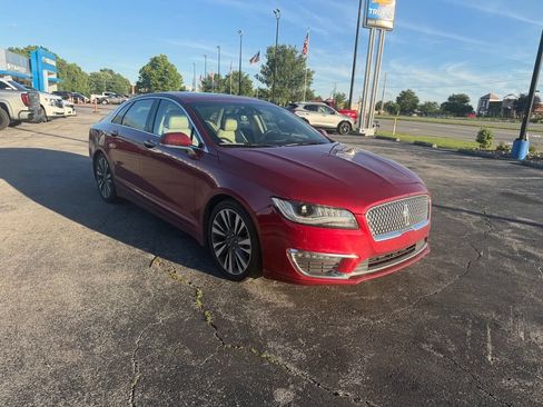 Used 2019 Lincoln MKZ Reserve FWD image 2
