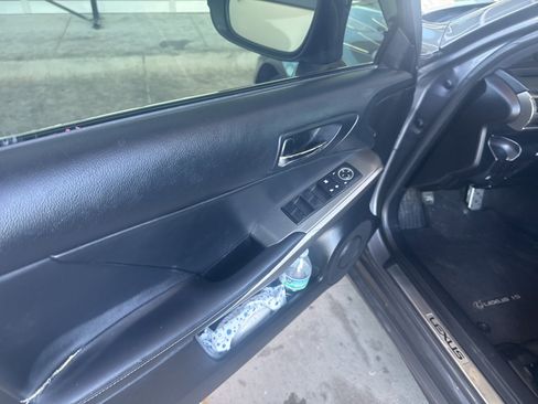 Used 2015 Lexus IS 350 image 4