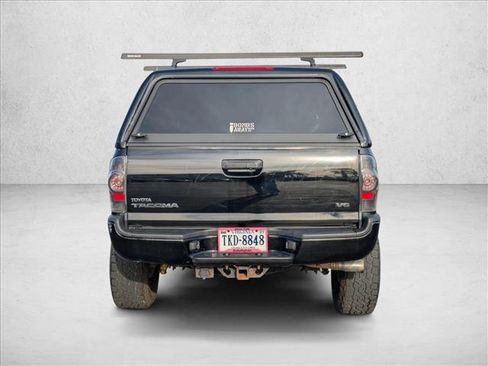 Used 2013 Toyota Tacoma 4x4 Double Cab w/ TRD Sport Pkg image 7