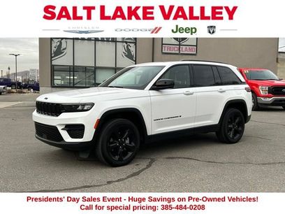 Used 2023 Jeep Grand Cherokee Altitude
