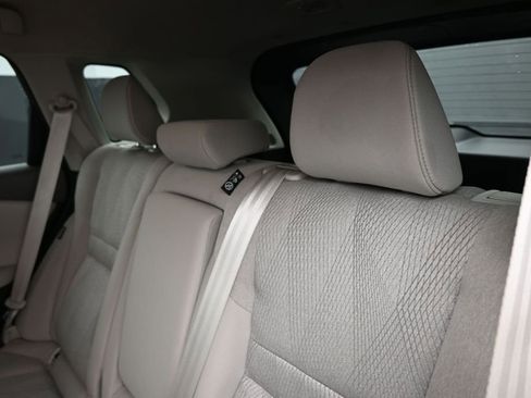 Used 2025 Nissan Rogue SV AWD/4WD image 25