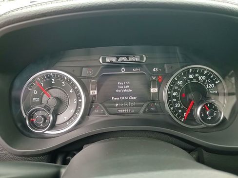 Used 2021 RAM 1500 Laramie image 32