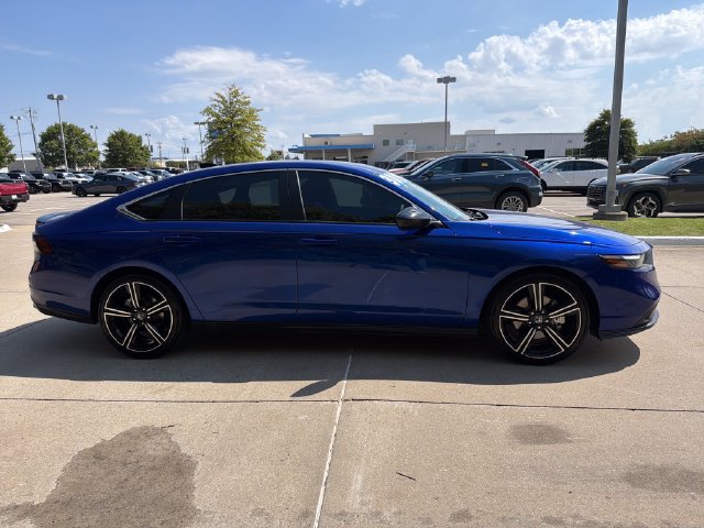Certified 2025 Honda Accord Sport image 6