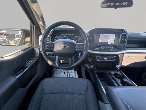 Used 2022 Ford F150 XL w/ Equipment Group 101A High AWD/4WD image 9