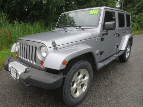Used 2013 Jeep Wrangler Unlimited Sahara w/ Connectivity Group AWD/4WD image 1