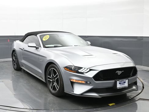 Used 2022 Ford Mustang GT Premium w/ Equipment Group 401A image 6
