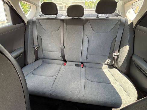 Used 2025 Kia K4 FWD image 38
