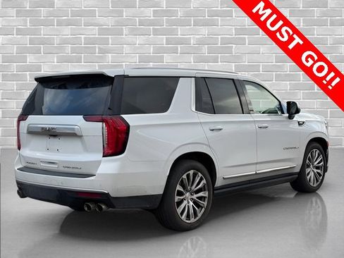 Used 2022 GMC Yukon Denali w/ Advanced Technology Package image 7