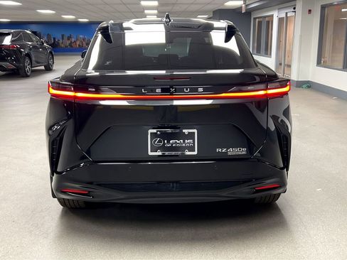 New 2026 Lexus RZ 450e AWD image 6