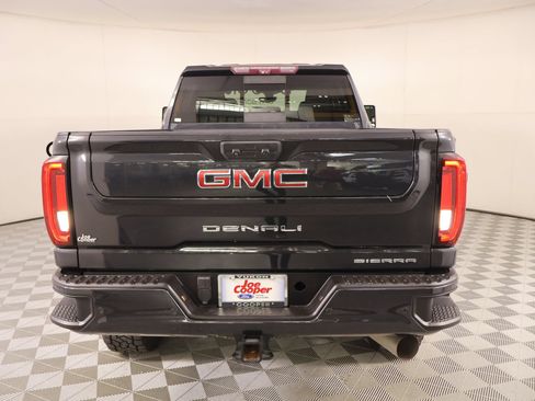 Used 2020 GMC Sierra 2500 Denali w/ Technology Package AWD/4WD image 21