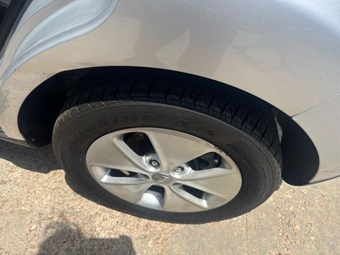 Used 2015 Kia Soul FWD image 29