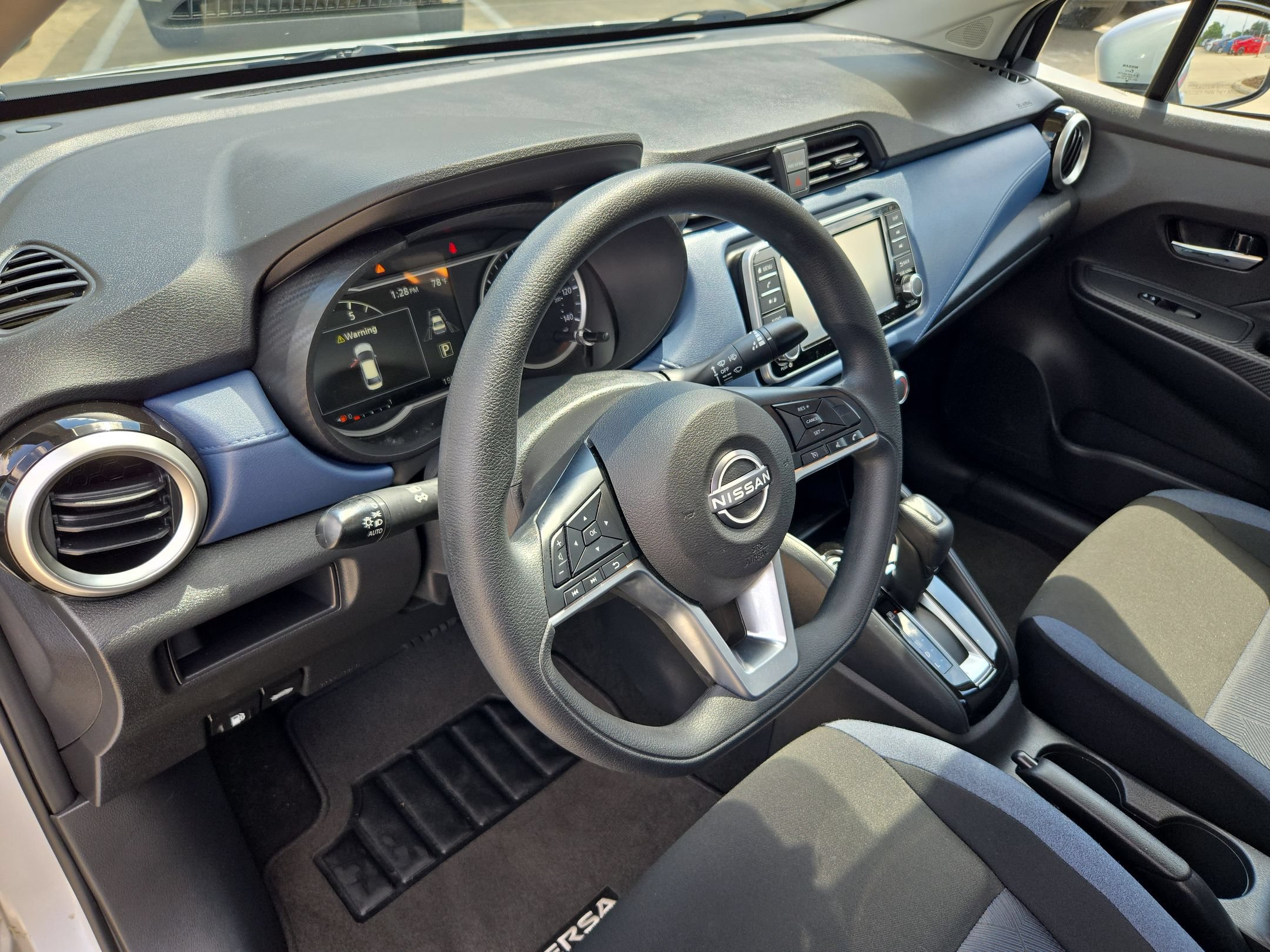 Certified 2025 Nissan Versa SV w/ Trunk Package FWD image 10