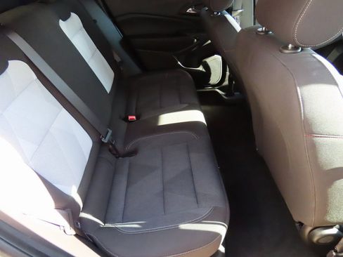 Certified 2024 Chevrolet Trax RS w/ Driver Confidence Package image 13