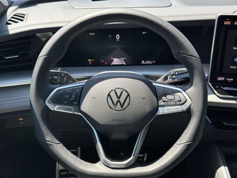 New 2026 Volkswagen Tiguan SE R-Line AWD/4WD image 20