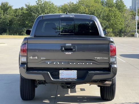 Used 2022 Toyota Tacoma TRD Pro AWD/4WD image 4
