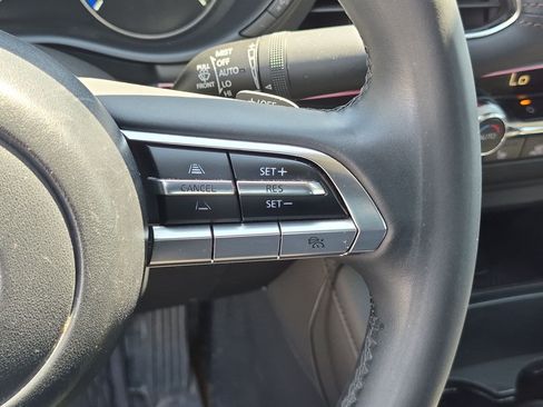 Used 2019 MAZDA MAZDA3 AWD Sedan w/ Preferred Package image 19