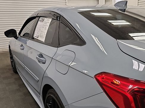 Used 2023 Honda Civic Sport image 7