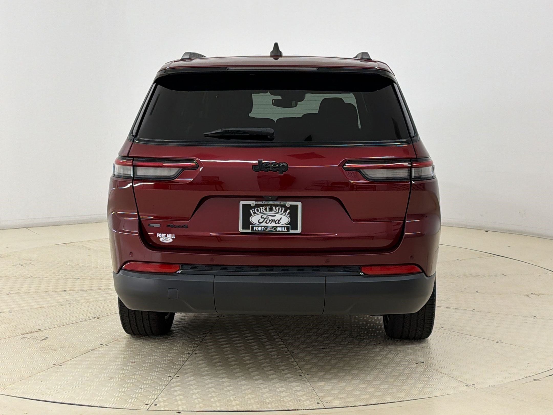 Used 2023 Jeep Grand Cherokee L Laredo AWD/4WD image 10