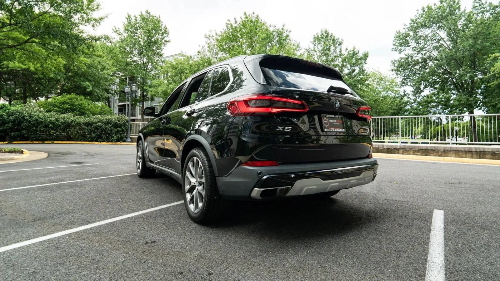 Used 2019 BMW X5 xDrive40i w/ Premium Package 2 AWD/4WD image 5