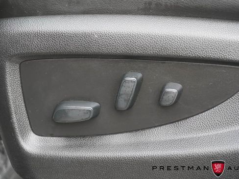 Used 2019 GMC Yukon Denali w/ Denali Ultimate Package image 28