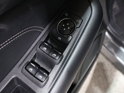 Used 2024 Ford Edge Titanium image 14