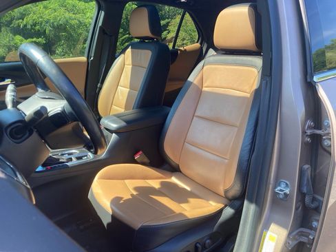 Used 2019 Chevrolet Equinox Premier AWD/4WD image 6