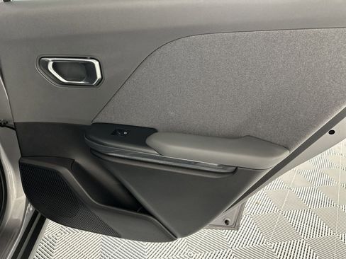 Used 2025 Kia K4 EX FWD image 31