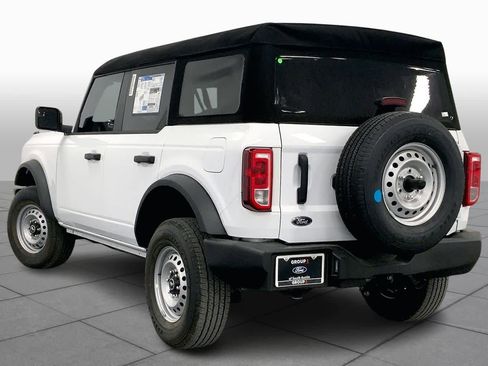 New 2025 Ford Bronco Base image 11