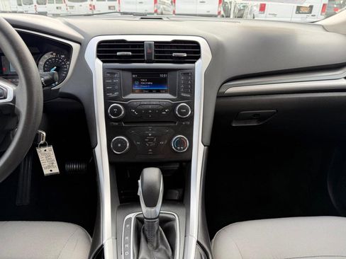 Used 2014 Ford Fusion S image 24