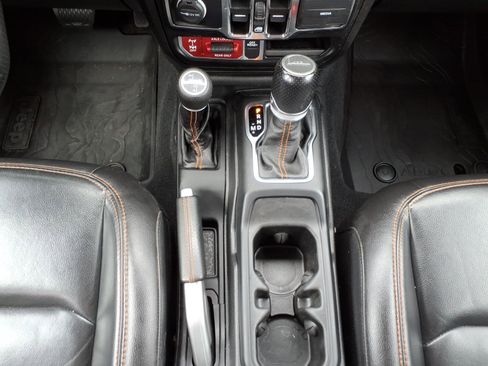 Used 2021 Jeep Gladiator Mojave w/ Uconnect 4C Nav & Sound Group AWD/4WD image 17
