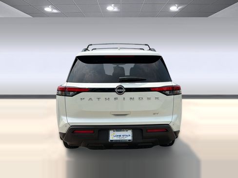 Used 2022 Nissan Pathfinder SV FWD image 10