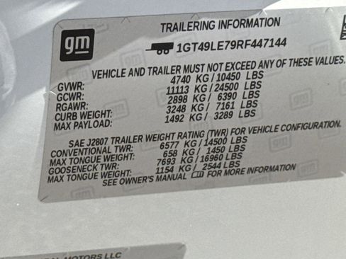 Used 2024 GMC Sierra 2500 Pro w/ Convenience Package image 9