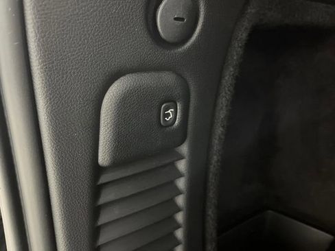 Used 2024 Dodge Durango GT image 17