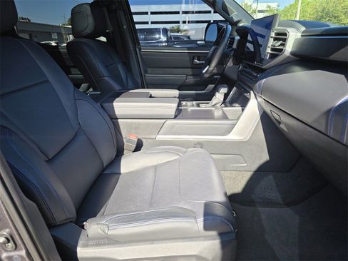 Used 2023 Toyota Tundra Platinum image 14