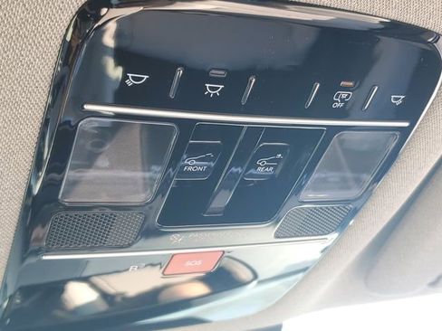 New 2026 Hyundai Santa Fe Limited AWD/4WD image 32