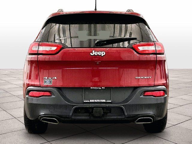 Used 2016 Jeep Cherokee Sport w/ Cold Weather Group AWD/4WD image 4