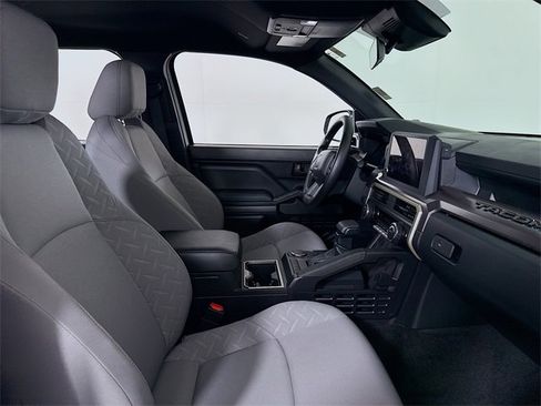 Used 2024 Toyota Tacoma 2WD Double Cab image 25