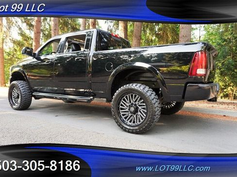 Used 2014 RAM 2500 Laramie w/ Black Appearance Group AWD/4WD image 11