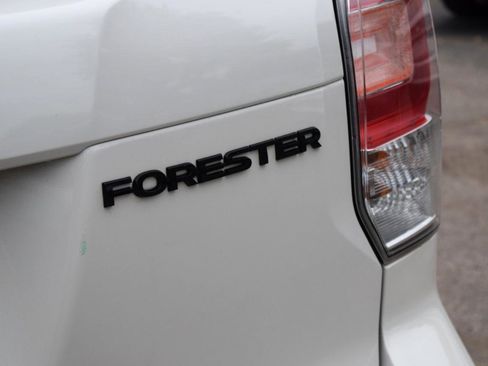 Used 2018 Subaru Forester 2.5i Premium AWD/4WD image 14