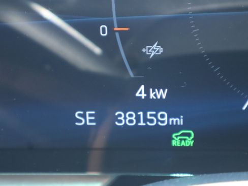 Used 2024 Cadillac Lyriq Luxury RWD image 32